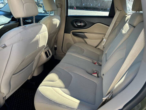 2019 Jeep Cherokee Latitude