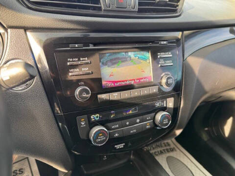 2017 Nissan Rogue Sport SV