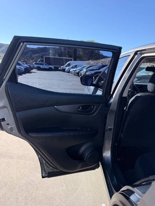 2017 Nissan Rogue Sport S