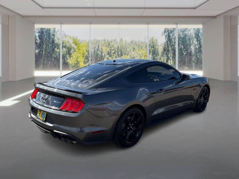 2020 Ford Mustang