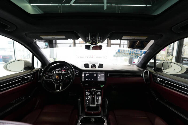 2021 Porsche Cayenne GTS