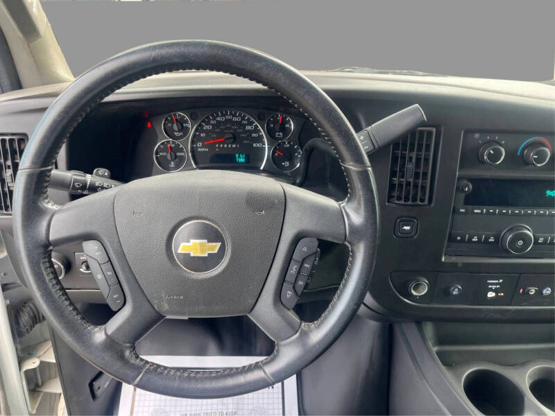 2021 Chevrolet Express 2500