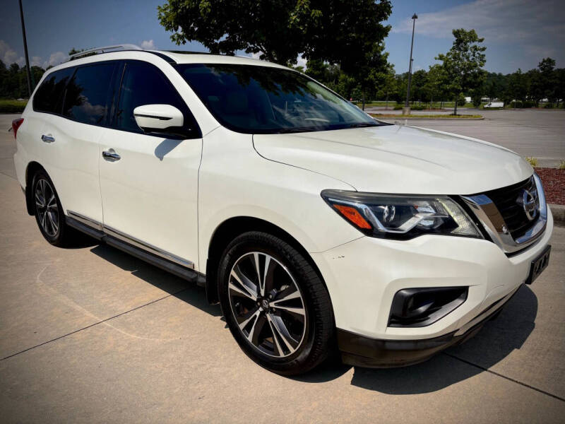 2017 Nissan Pathfinder Platinum