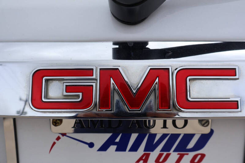2016 GMC Acadia Denali