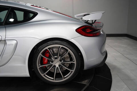 2016 Porsche Cayman GT4