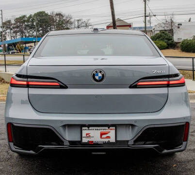 2023 BMW 7 Series 740i