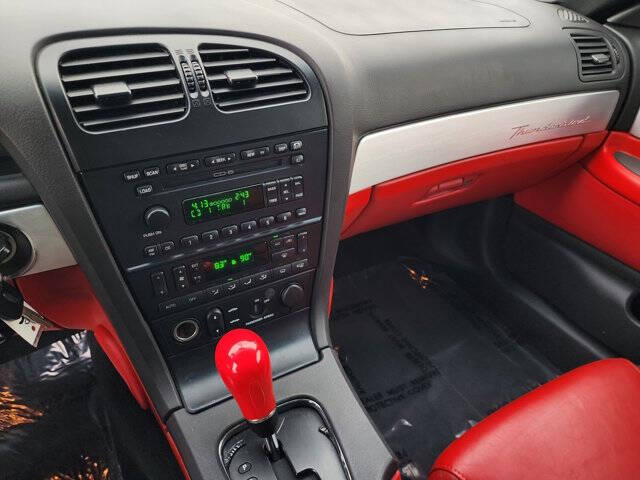 2002 Ford Thunderbird Deluxe