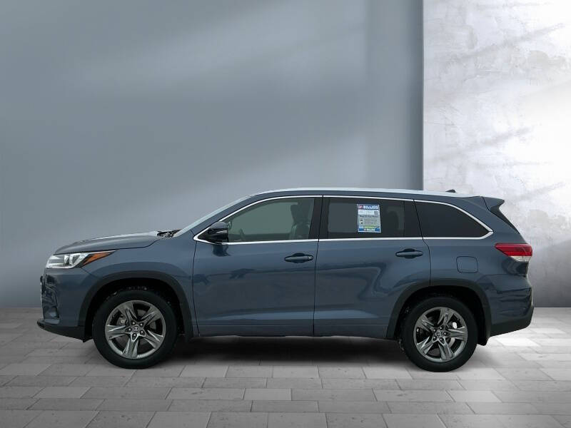 2017 Toyota Highlander Limited Platinum