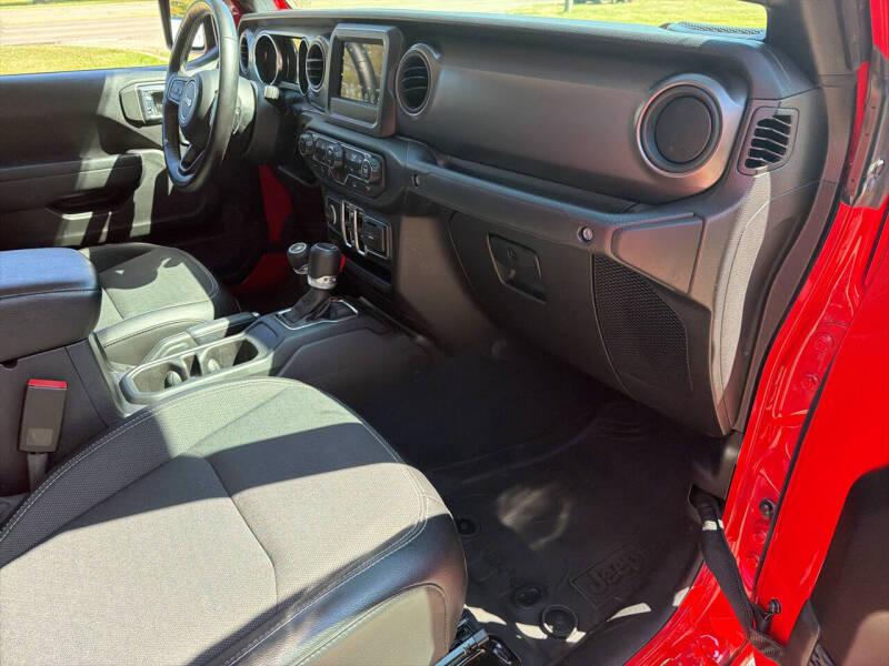 2023 Jeep Gladiator Freedom