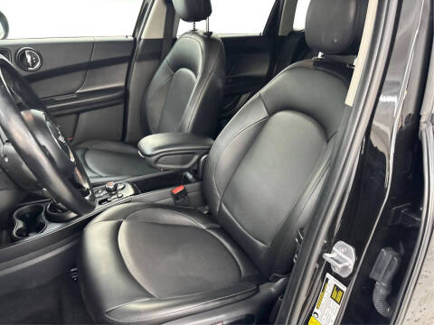 2018 MINI Countryman Cooper