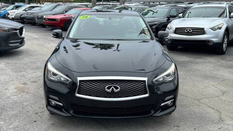 2015 Infiniti Q50 Premium