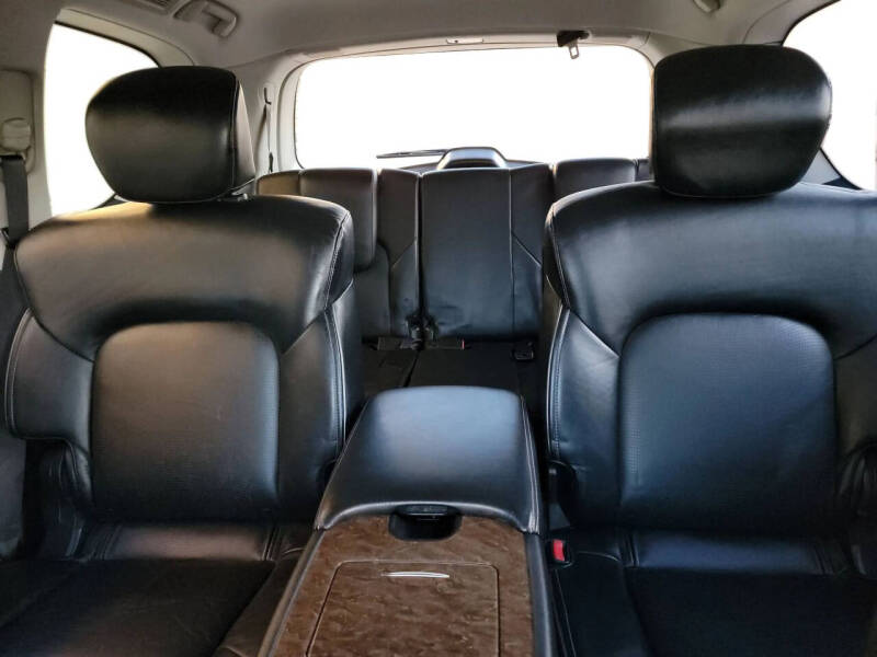 2015 Infiniti QX80
