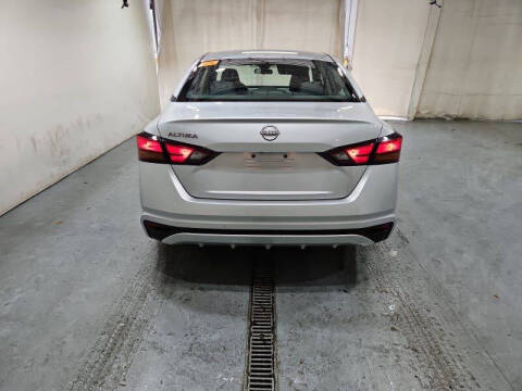 2023 Nissan Altima 2.5 S