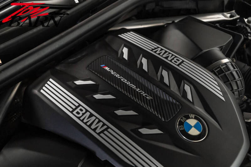 2022 BMW X5 M50i
