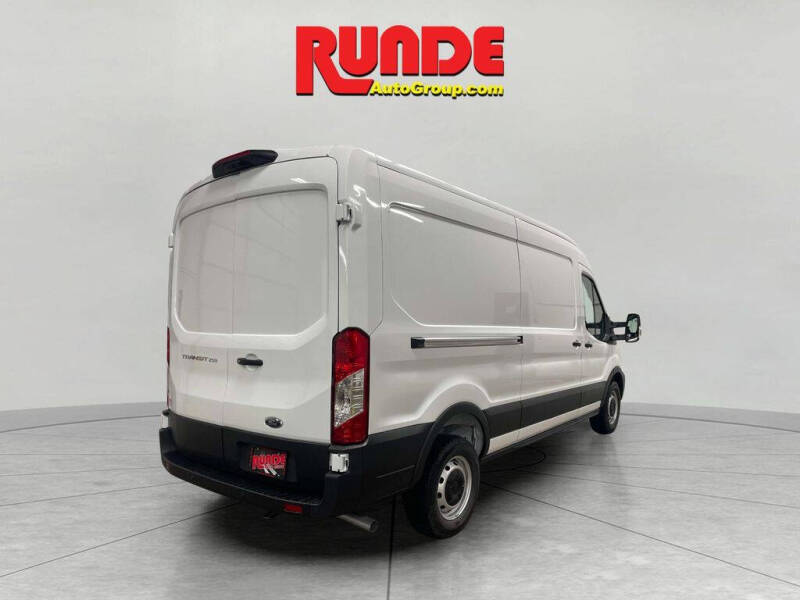 2025 Ford Transit 250