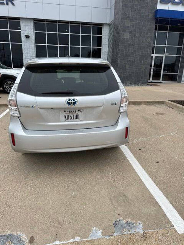 2012 Toyota Prius v