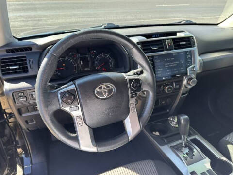2022 Toyota 4Runner SR5
