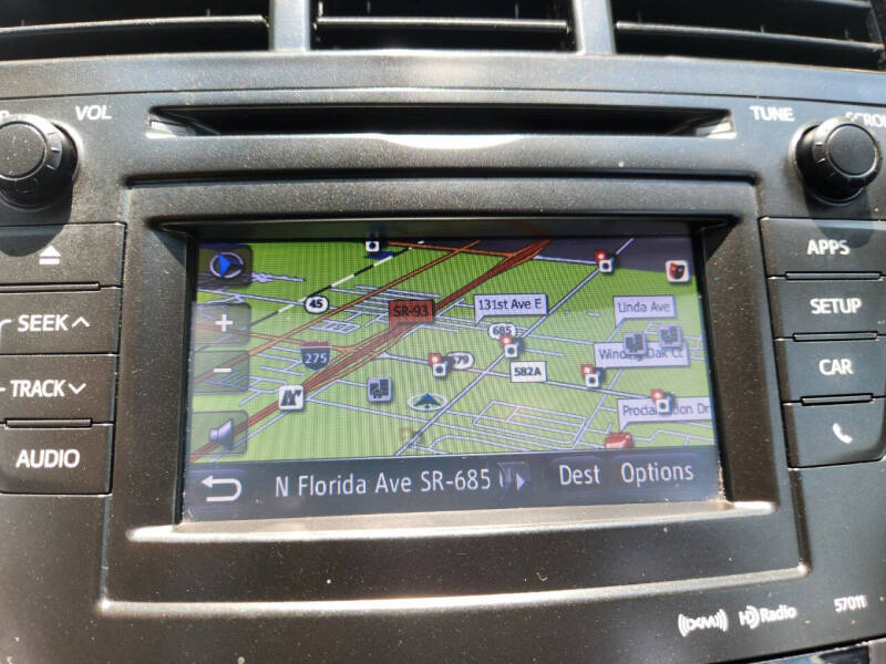 2013 Toyota Prius v Five