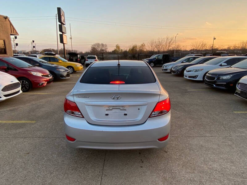2015 Hyundai Accent GLS