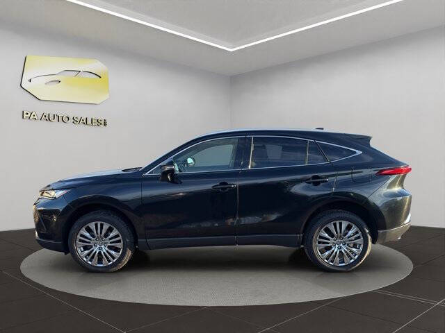 2022 Toyota Venza XLE