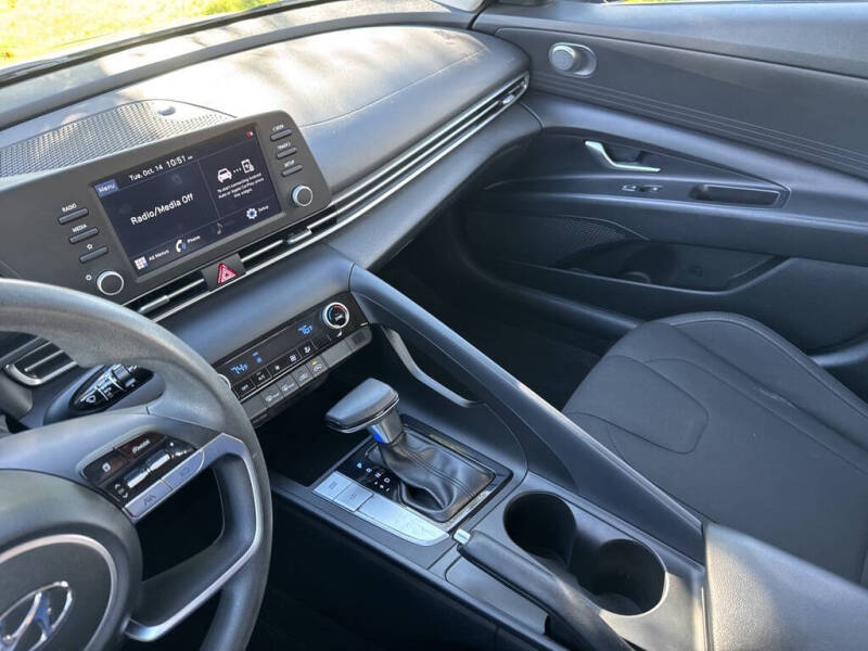 2021 Hyundai Elantra