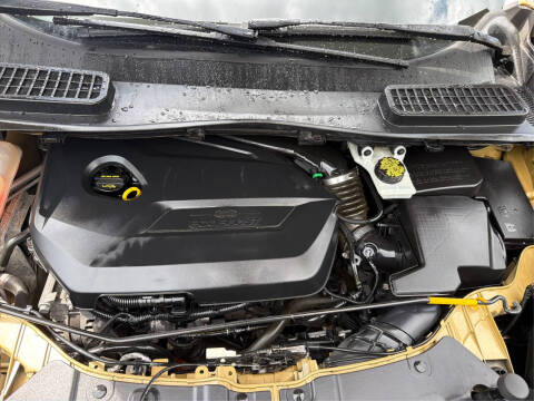2015 Ford Escape SE