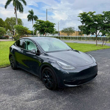 2025 Tesla Model Y Long Range