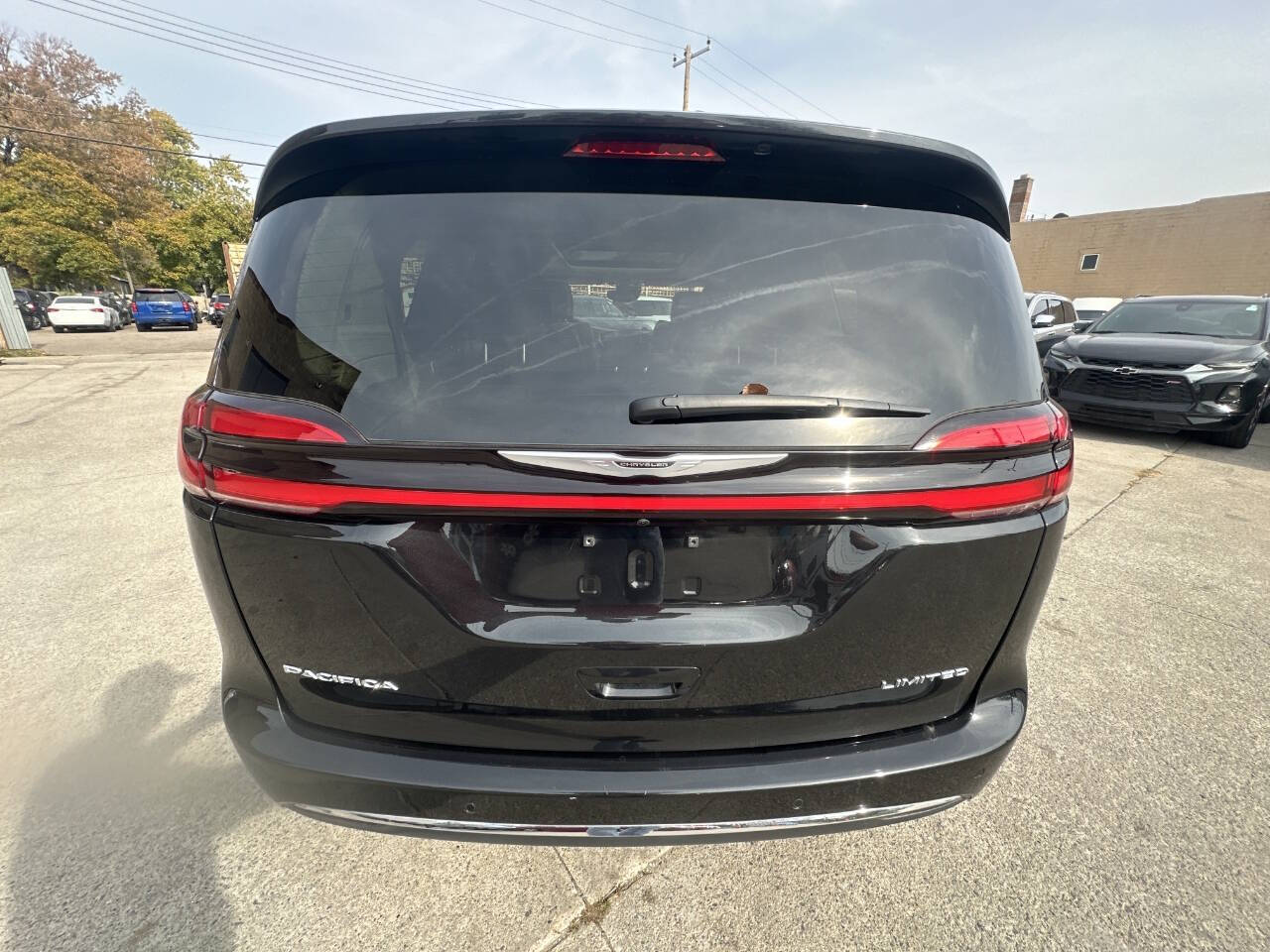 2023 Chrysler Pacifica for sale at VIP Motor Sales in Hazel Park, MI