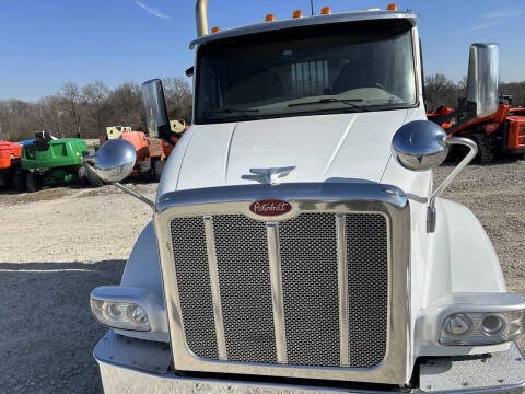 2019 Peterbilt 567 Road Tractor