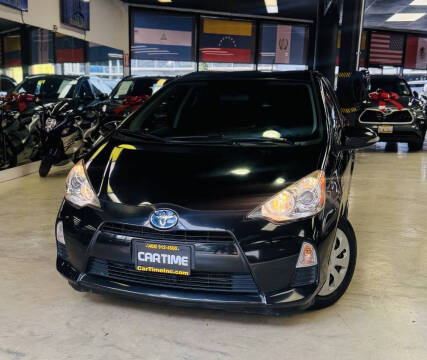 2014 Toyota Prius c Three