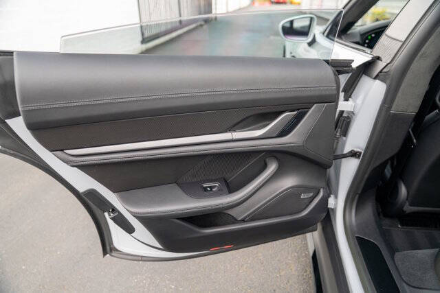 2023 Porsche Taycan 30