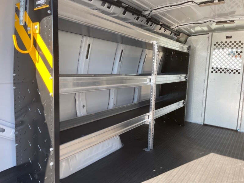 2025 Chevrolet Express 2500