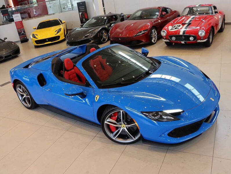 2024 Ferrari 296 GTS