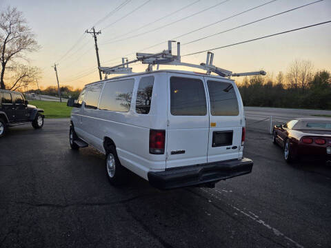 2013 Ford E-Series E-350 SD