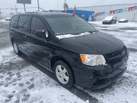 2013 Dodge Grand Caravan for sale at M-97 Auto Dealer in Roseville MI