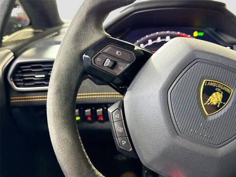 2021 Lamborghini Huracan STO