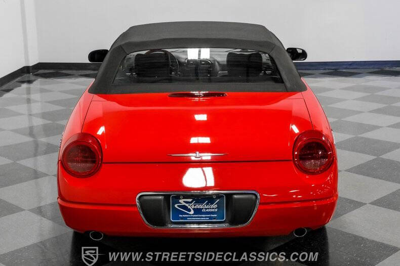 2003 Ford Thunderbird