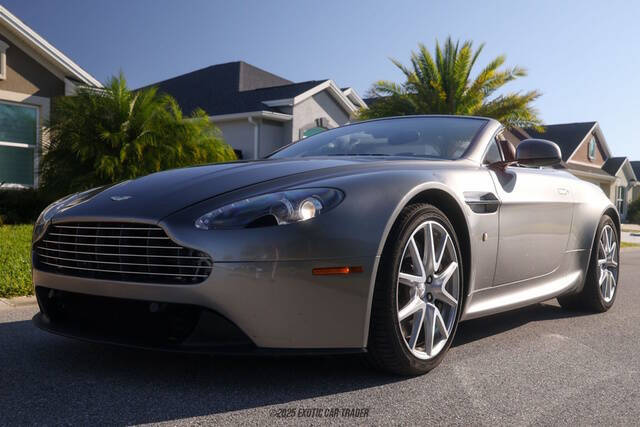 2012 Aston Martin V8 Vantage Roadster