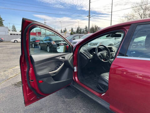 2012 Ford Focus SEL
