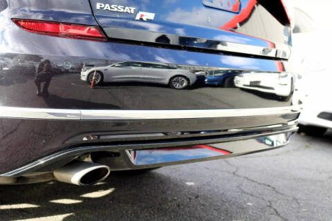 2019 Volkswagen Passat SE R-Line