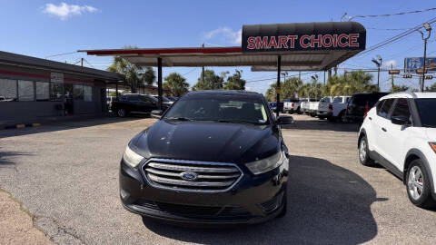 2013 Ford Taurus SE