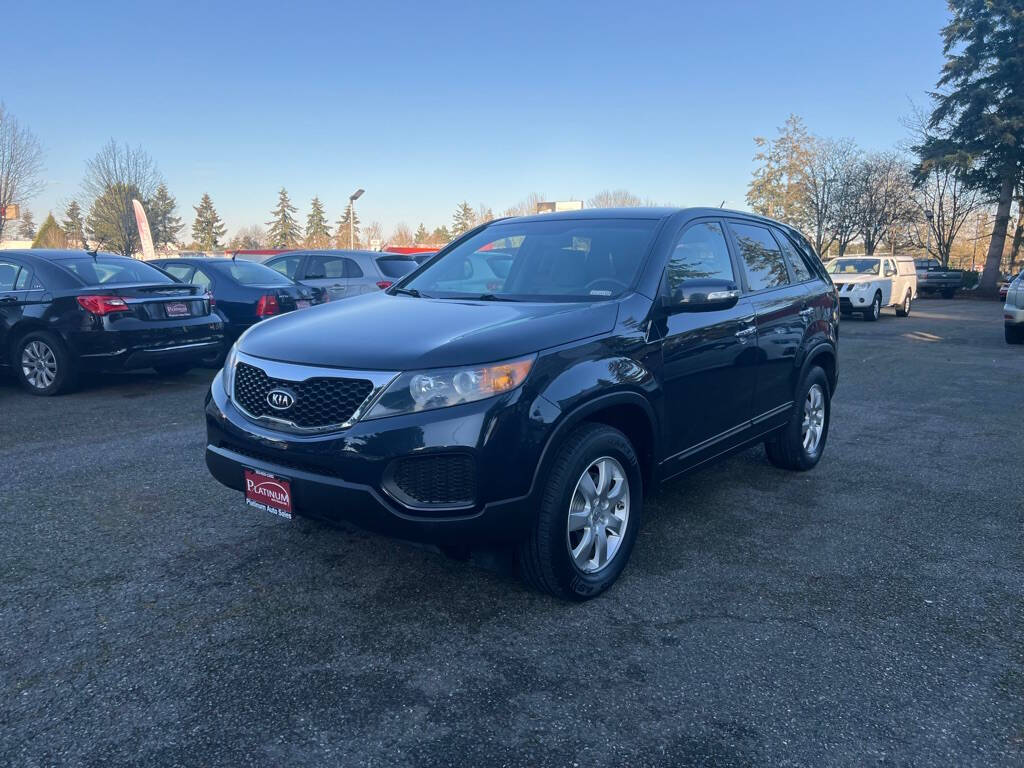 2013 Kia Sorento for sale at PLATINUM AUTO SALES INC in Lacey, WA