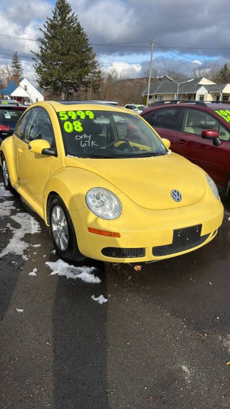 Volkswagen New Beetle's photo