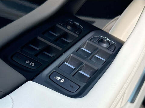 2022 Jaguar I-PACE EV400 HSE