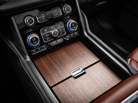 2024 GMC Yukon Denali Ultimate