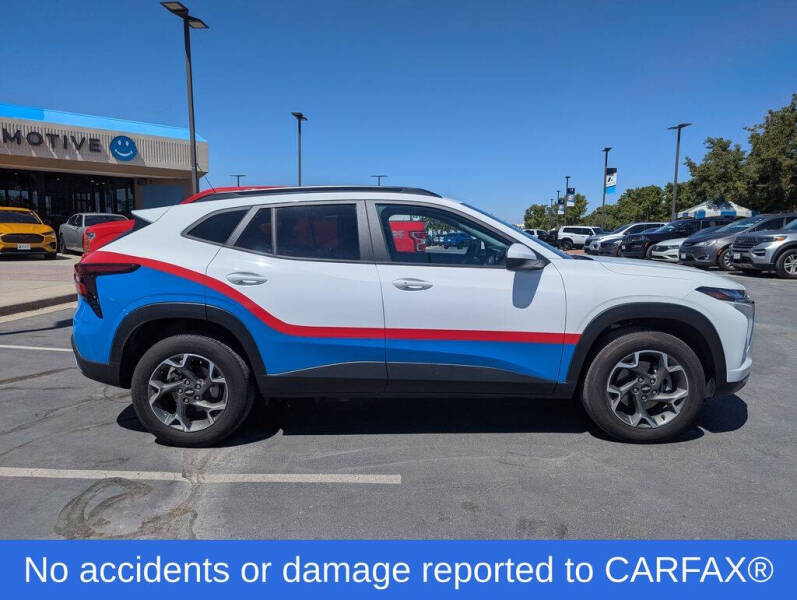 2024 Chevrolet Trax LT