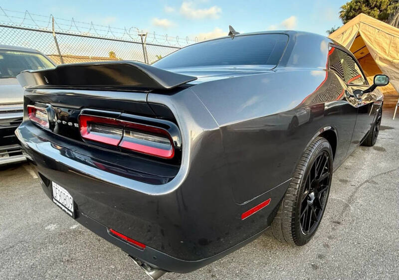 2015 Dodge Challenger