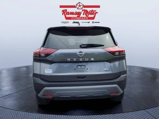 2022 Nissan Rogue SV