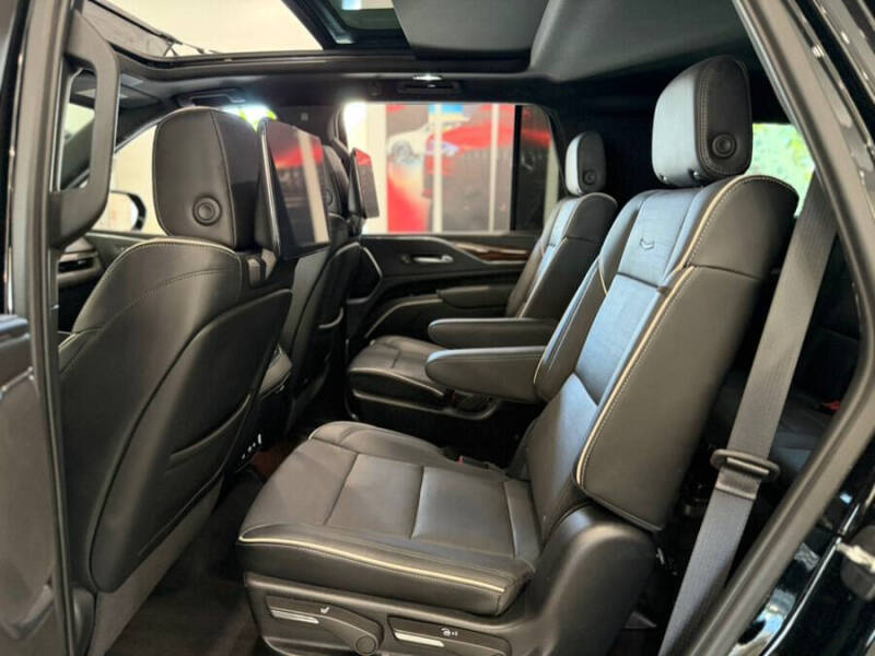 2023 Cadillac Escalade Premium Luxury