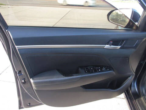 2020 Hyundai Elantra